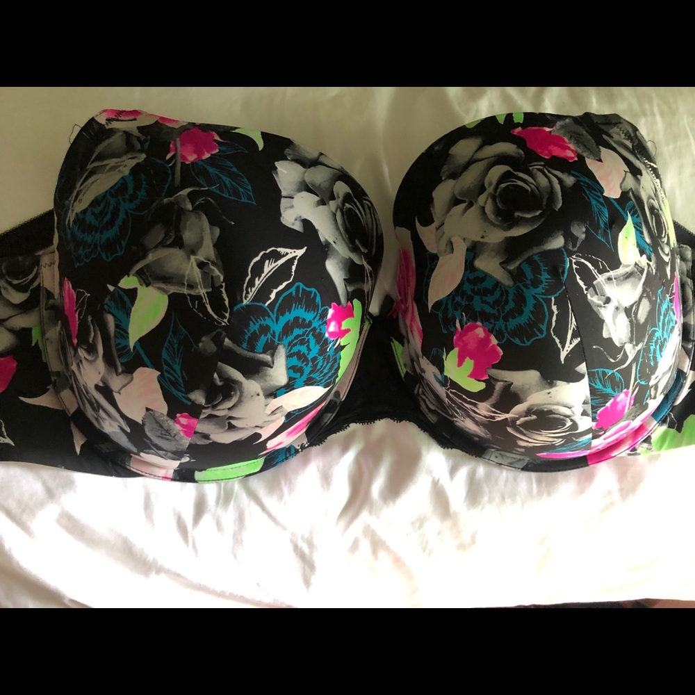 Torrid 46D Black Floral Push-up Bra back smoothing